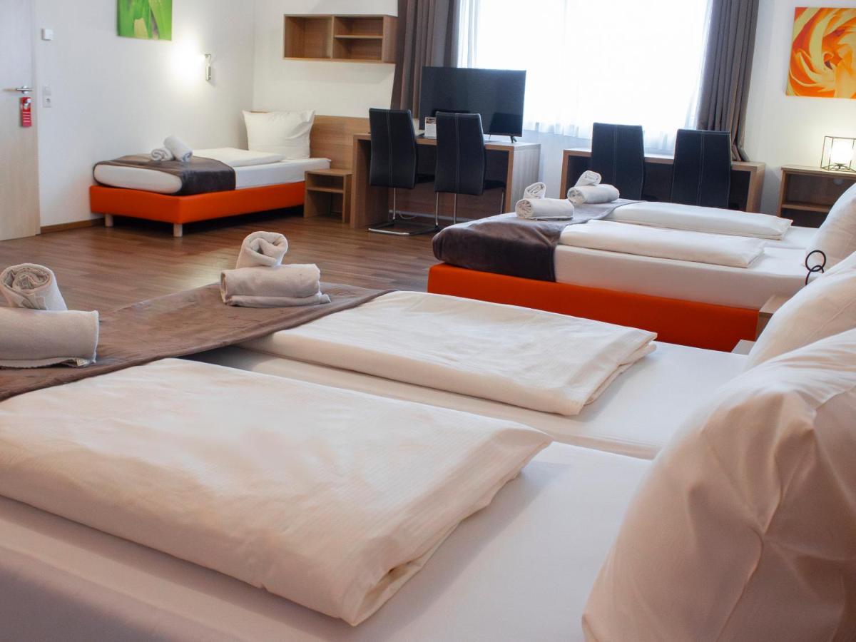 Orange Hotel Und Apartments Neu-Ulm Eksteriør bilde