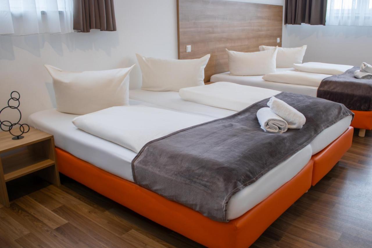 Orange Hotel Und Apartments Neu-Ulm Eksteriør bilde
