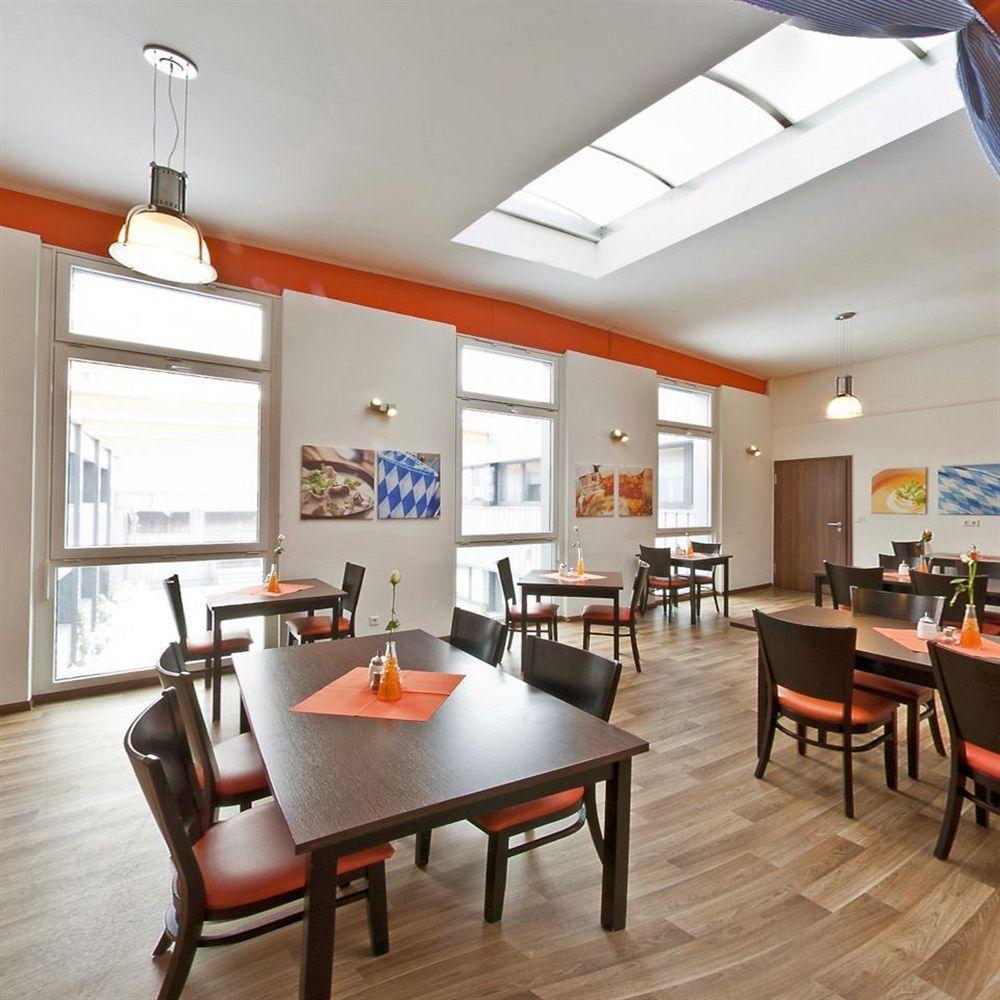 Orange Hotel Und Apartments Neu-Ulm Eksteriør bilde