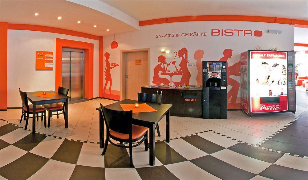 Orange Hotel Und Apartments Neu-Ulm Eksteriør bilde