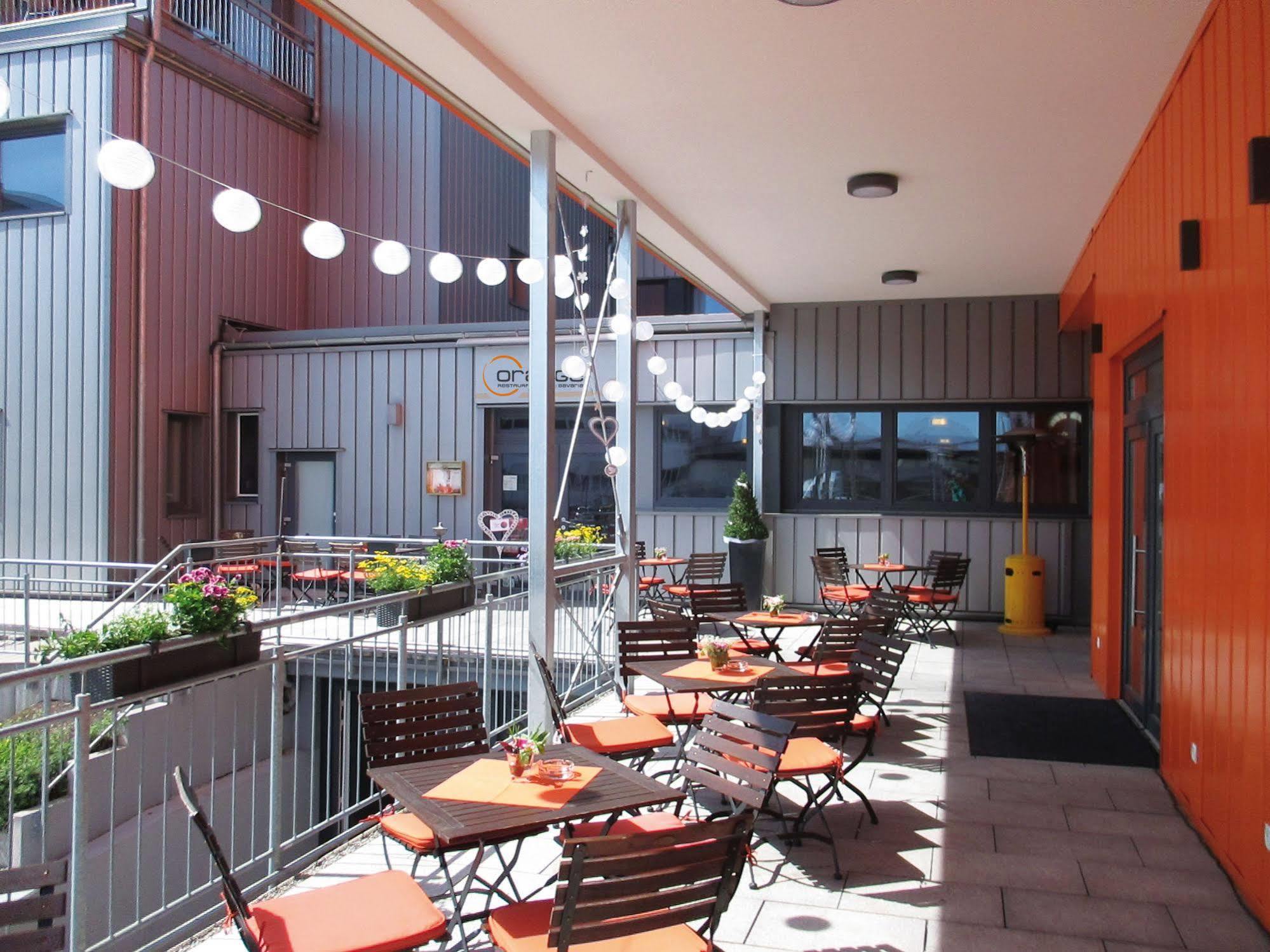 Orange Hotel Und Apartments Neu-Ulm Eksteriør bilde