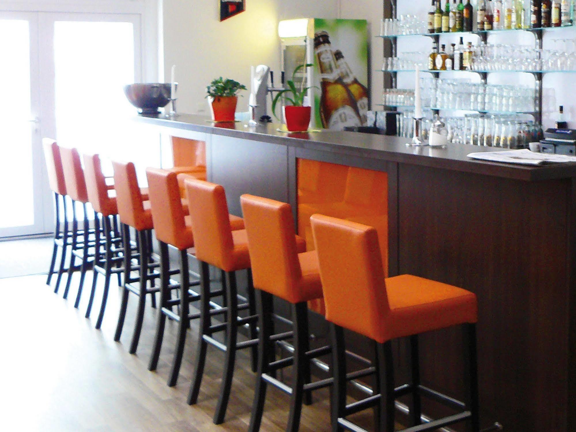 Orange Hotel Und Apartments Neu-Ulm Eksteriør bilde