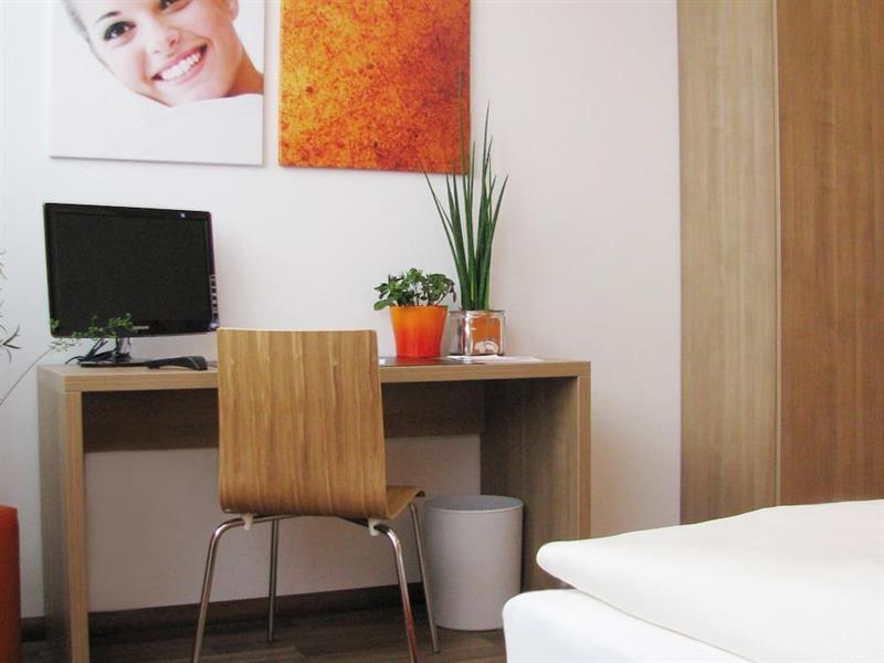 Orange Hotel Und Apartments Neu-Ulm Eksteriør bilde