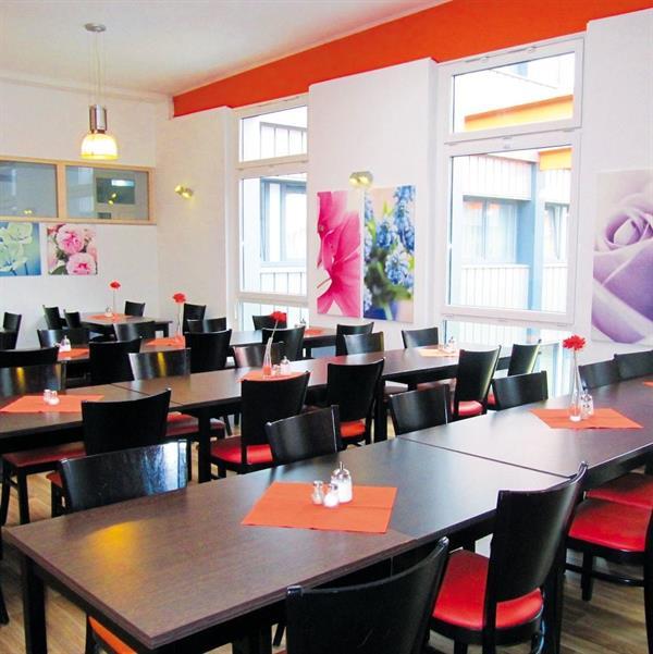 Orange Hotel Und Apartments Neu-Ulm Eksteriør bilde